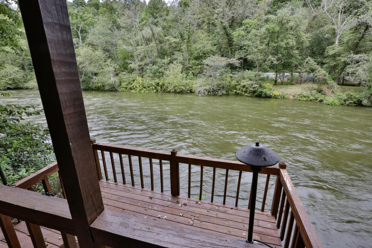 Heaven On The Toccoa Where You Will Enjoy The Sites And Sounds Of The Toccoa River Mineral Bluff Luaran gambar