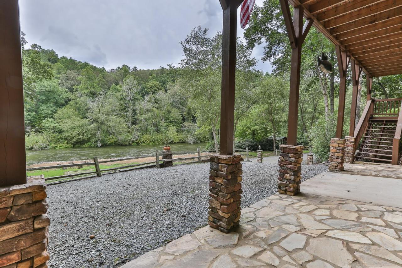 Heaven On The Toccoa Where You Will Enjoy The Sites And Sounds Of The Toccoa River Mineral Bluff Luaran gambar