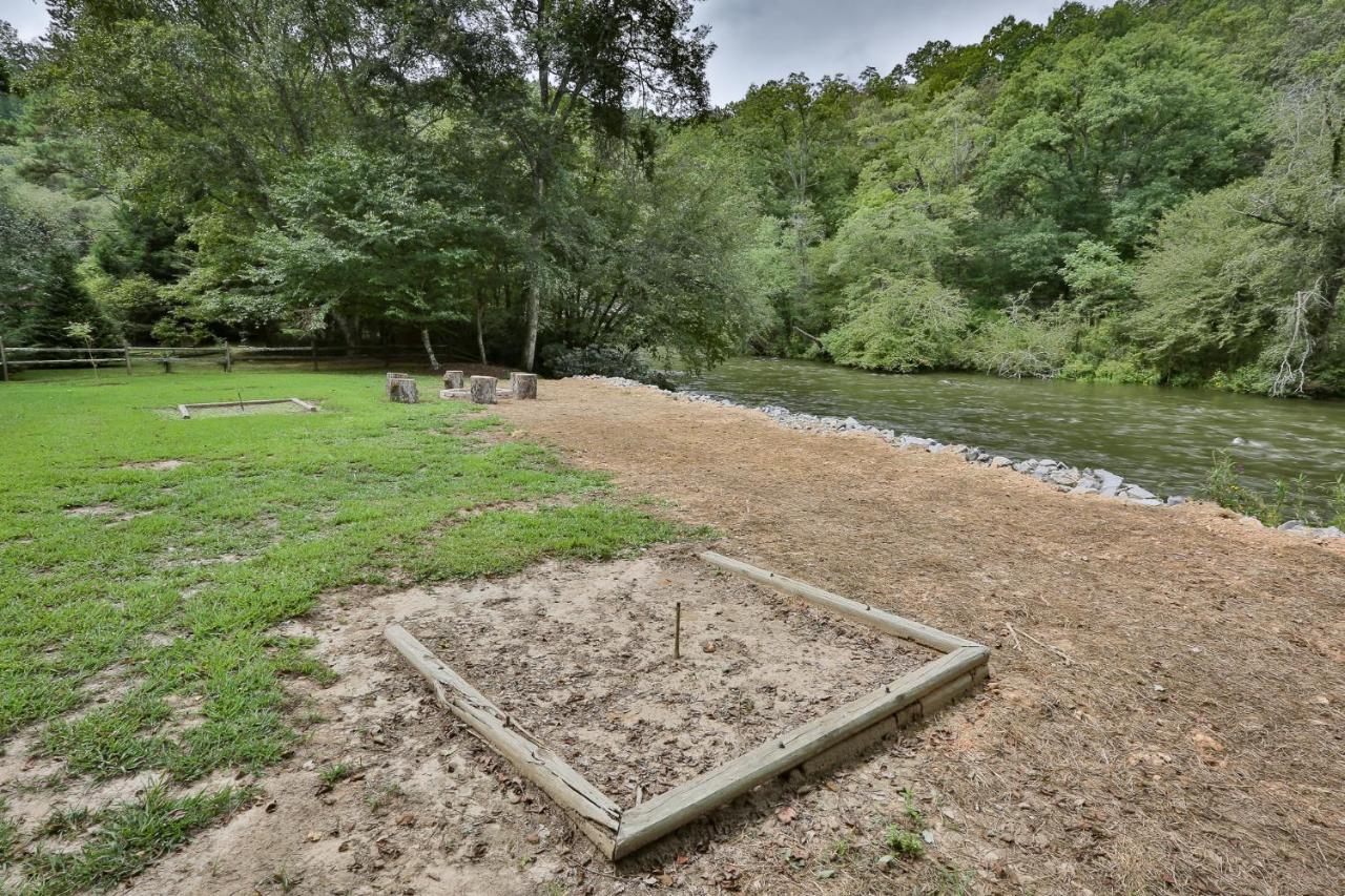 Heaven On The Toccoa Where You Will Enjoy The Sites And Sounds Of The Toccoa River Mineral Bluff Luaran gambar