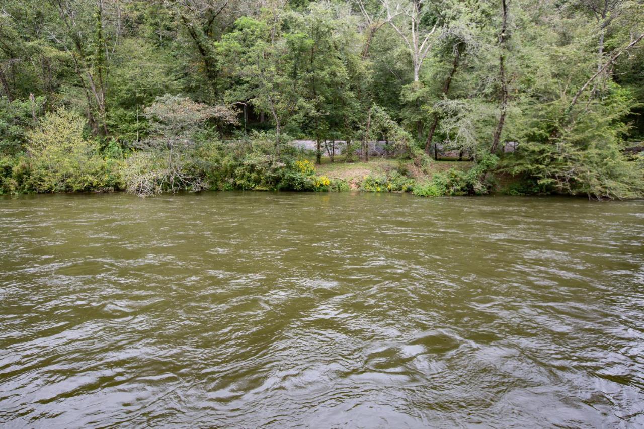 Heaven On The Toccoa Where You Will Enjoy The Sites And Sounds Of The Toccoa River Mineral Bluff Luaran gambar