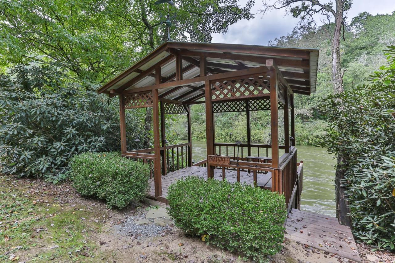 Heaven On The Toccoa Where You Will Enjoy The Sites And Sounds Of The Toccoa River Mineral Bluff Luaran gambar