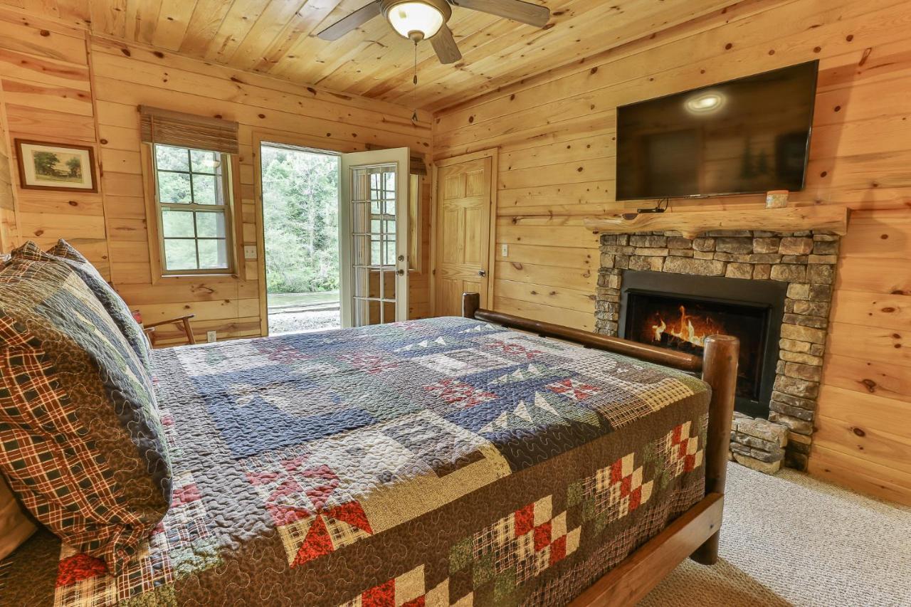 Heaven On The Toccoa Where You Will Enjoy The Sites And Sounds Of The Toccoa River Mineral Bluff Luaran gambar